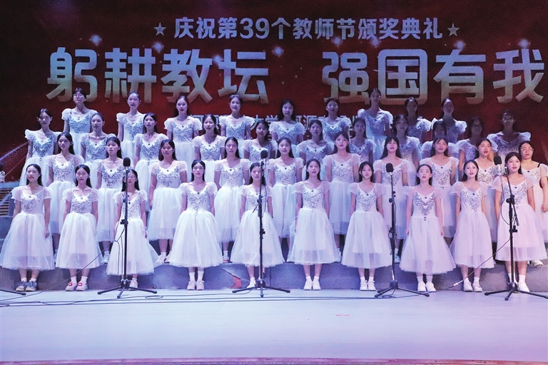 4d323bf0a90b02abb8583d006652d4c2_hyrbs0109005_001_03_s.jpg