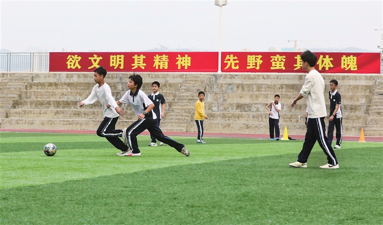 50bb752e15b89be1ee99c9ff00ef9221_hyrbs0326004_001_07_s.jpg