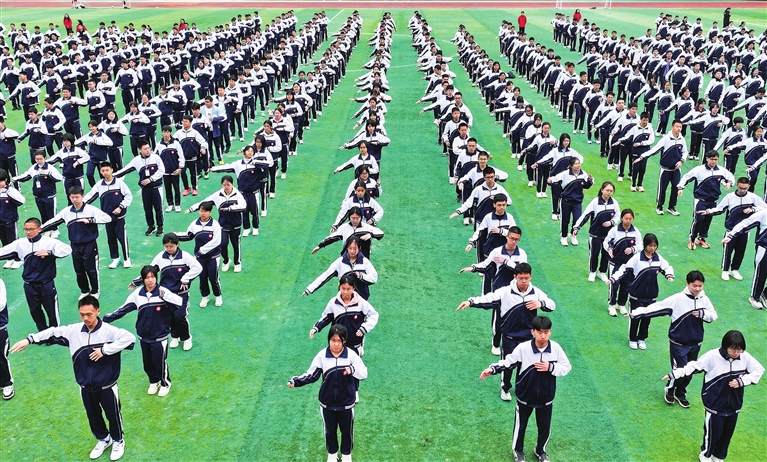 d2a3f32fcead3f5478d88f1a931fb62c_hyrbs0326004_001_02_s.jpg