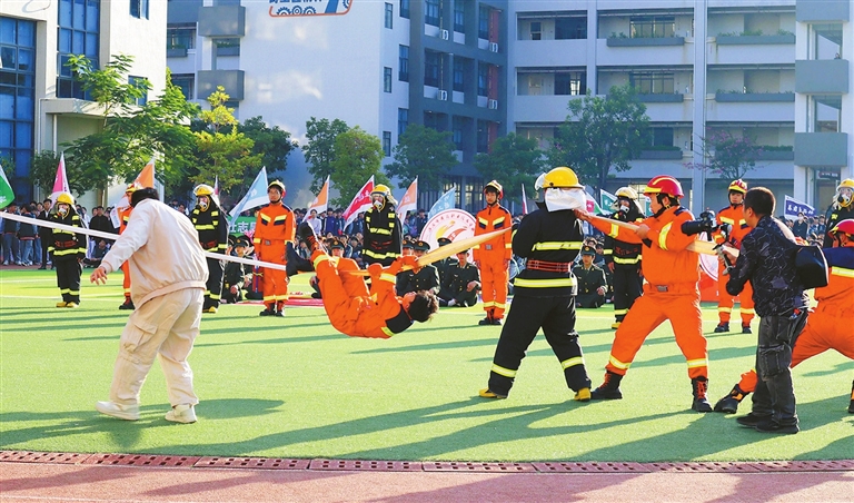 应急救援专业演练成亮点