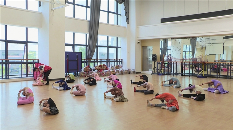 和平举办2025年秋季美育公益培训班