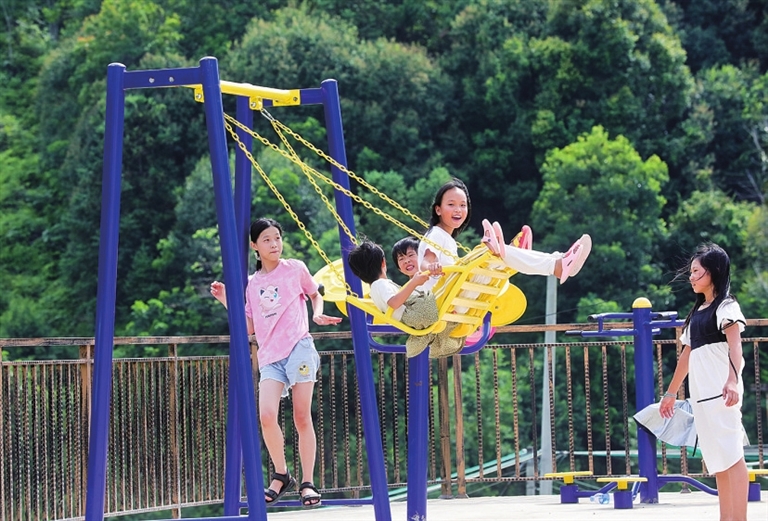 5315ddb9a3215ae65899d716f57cad42_1012044_001_03_s.jpg