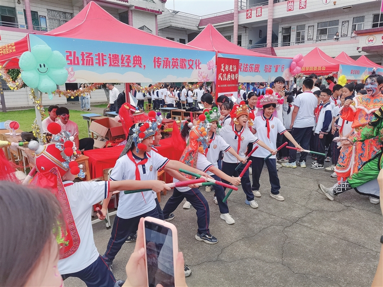 07b80b1cb665ead50b6ed2939faea2ad_hyrbs0606007_008_01_s.jpg
