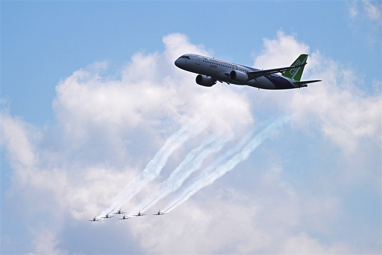c565002ab448585e7a761ded3e76b5d2_hyrbs0219005_002_01_s.jpg