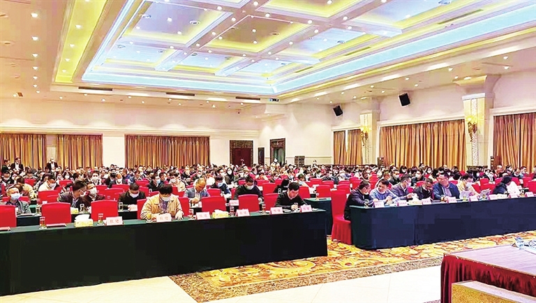 7ef8418e9abe6c25a2957bf72348371a_1213003_003_01_s.jpg