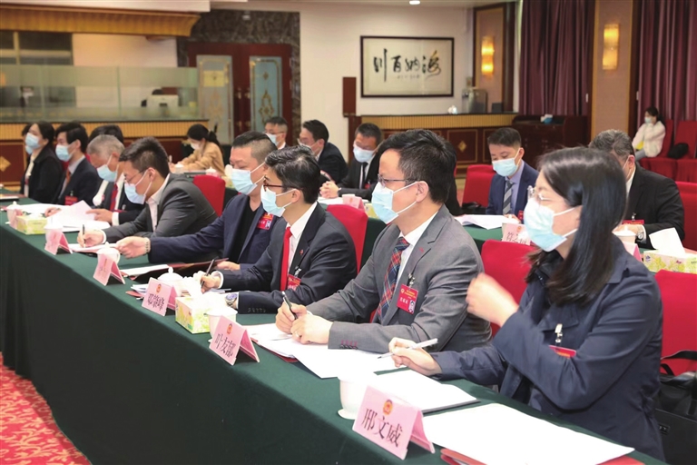 d5c2cae902442c85055b861e8b298782_hyrbs0129004_001_02_s.jpg