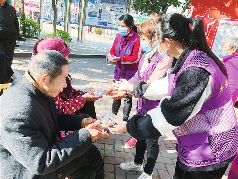 品汤圆庆元宵