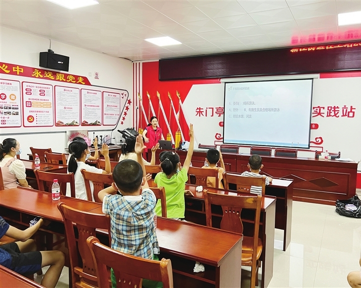 ebdd165d16a0942f566be79a5309e1d4_0719002_004_01_s.jpg