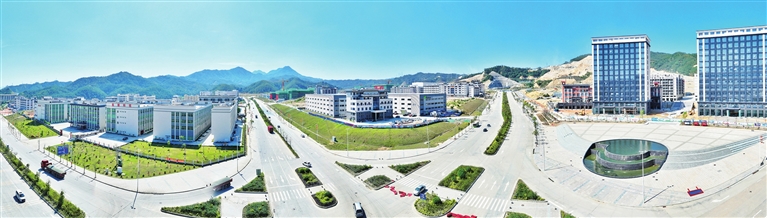 deccc1bafb2031a8a92335e2743cc2a9_0216012_001_04_s.jpg